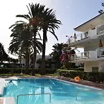 Апартаменти Montemayor