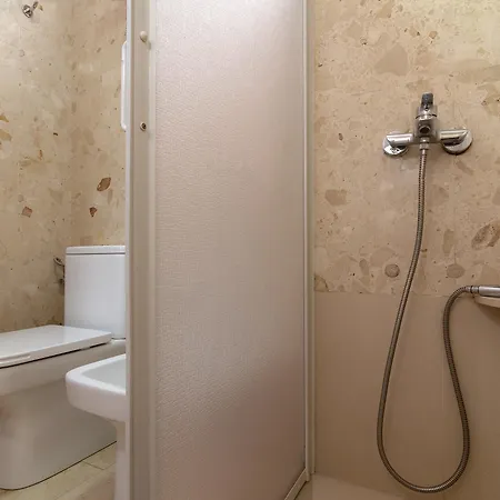 Montemayor Апартаменты *