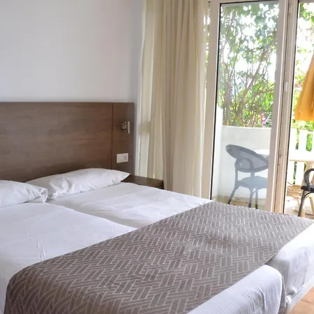 Apartment Montemayor *