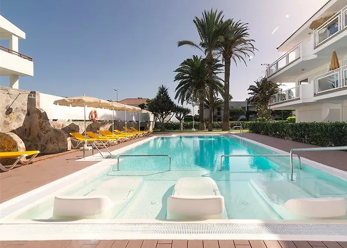 Apartment Montemayor