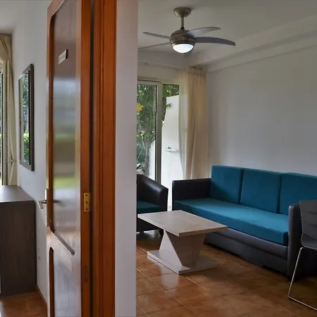 Montemayor Apartman *