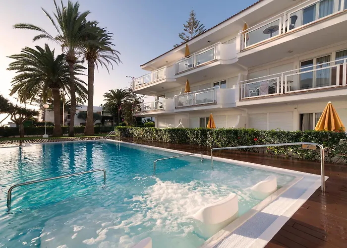 Apartment Montemayor *